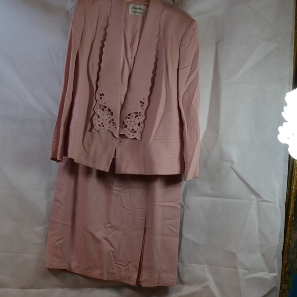 Vintage Nolan Miller Pink 100% Wool/Rhinestone Skirt Suit. M/L - Picture 2 of 13